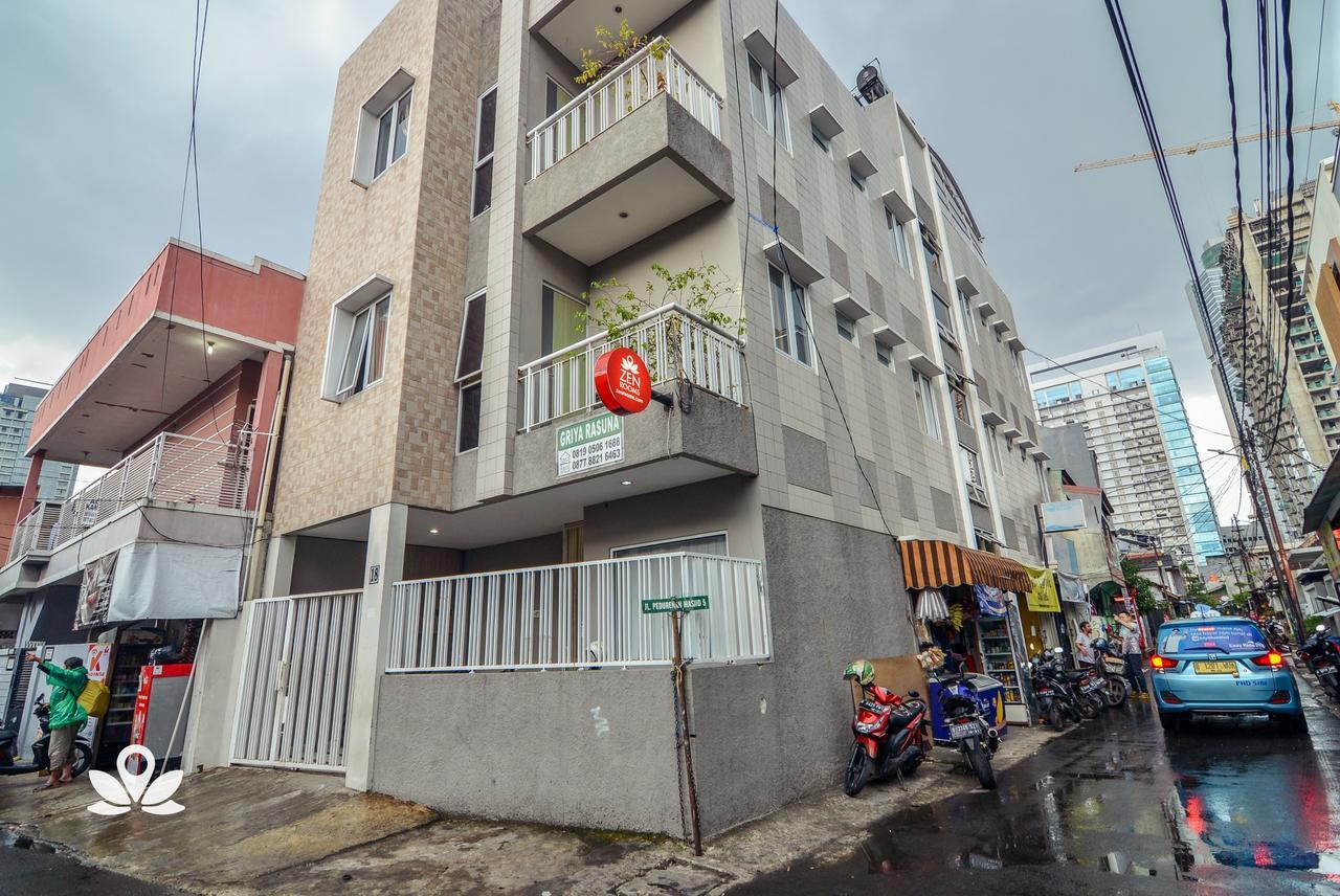 Zen Rooms Karet Pedurenan Jakarta Exterior photo