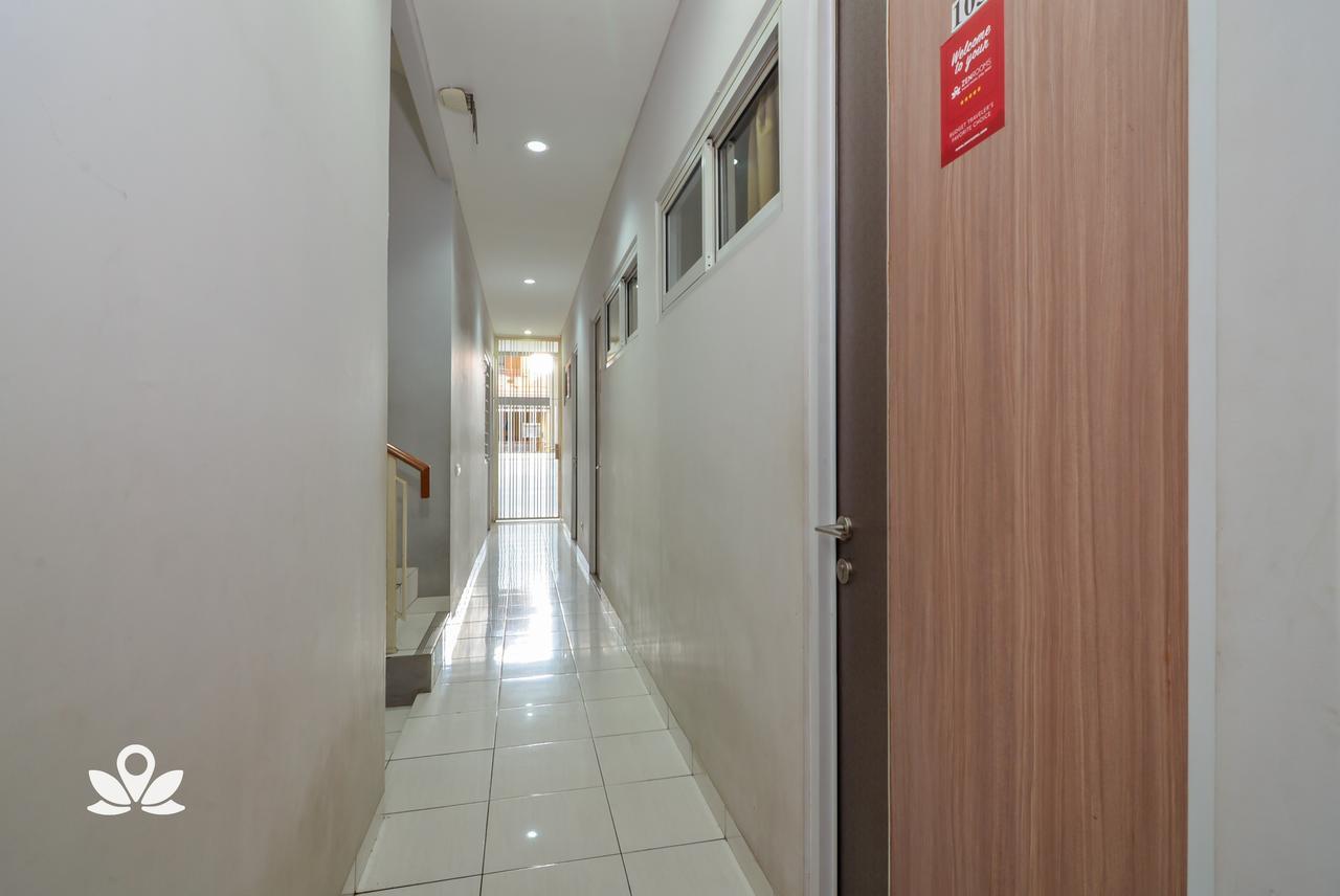 Zen Rooms Karet Pedurenan Jakarta Exterior photo