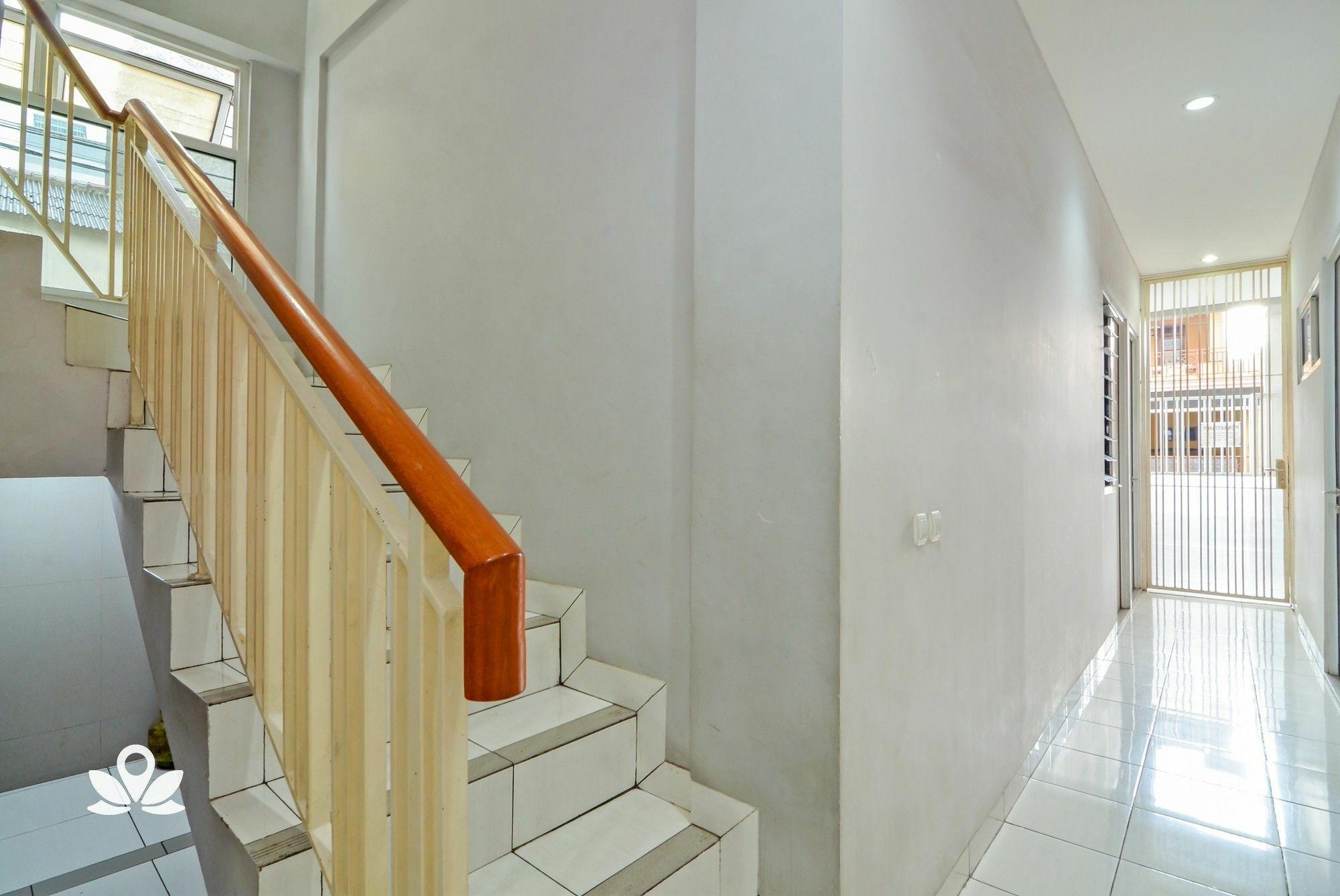 Zen Rooms Karet Pedurenan Jakarta Exterior photo