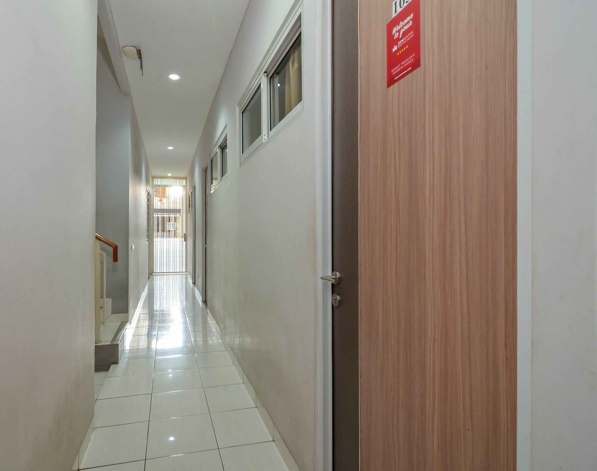 Zen Rooms Karet Pedurenan Jakarta Exterior photo