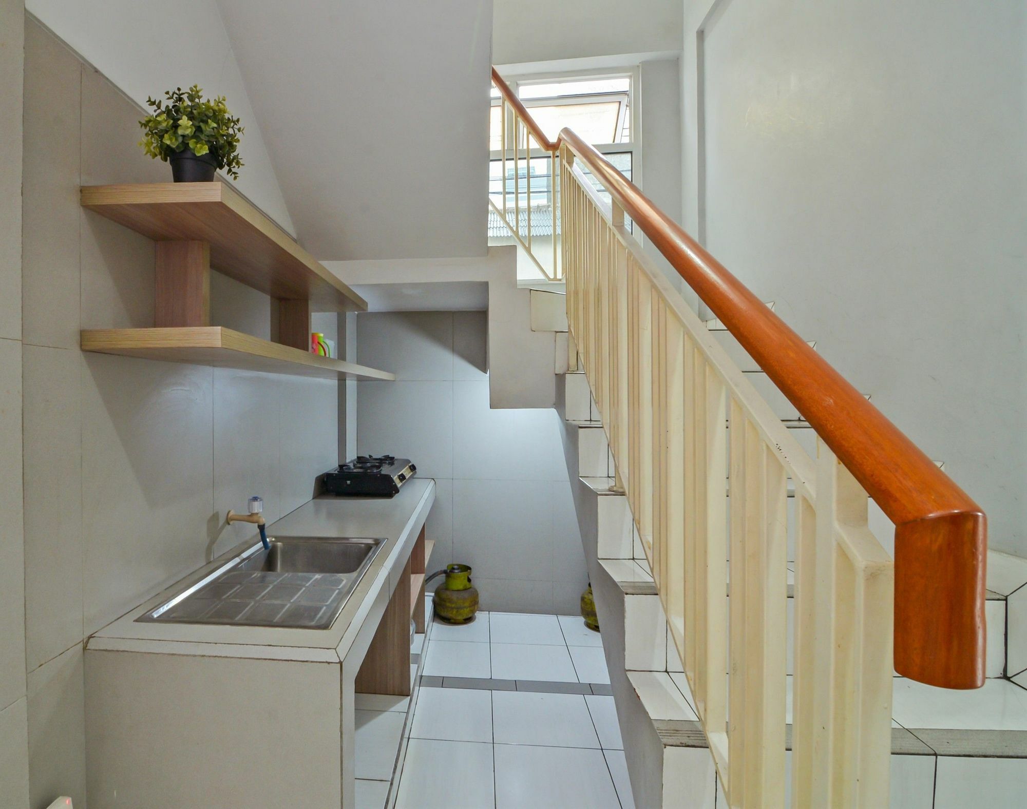 Zen Rooms Karet Pedurenan Jakarta Exterior photo